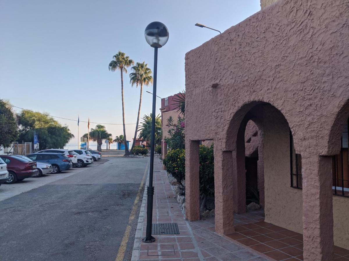Renovated Apartment On Beachside With Pool Nerja Exteriör bild
