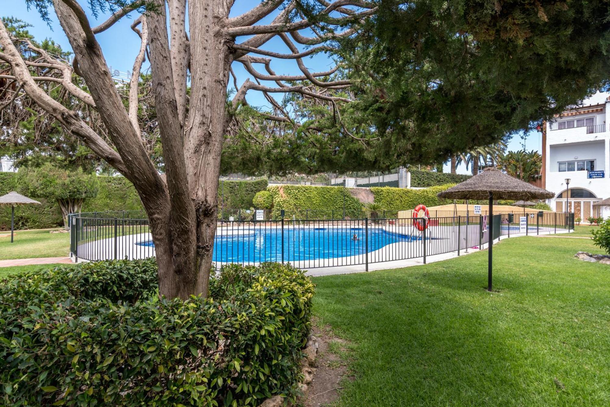 Renovated Apartment On Beachside With Pool Nerja Exteriör bild