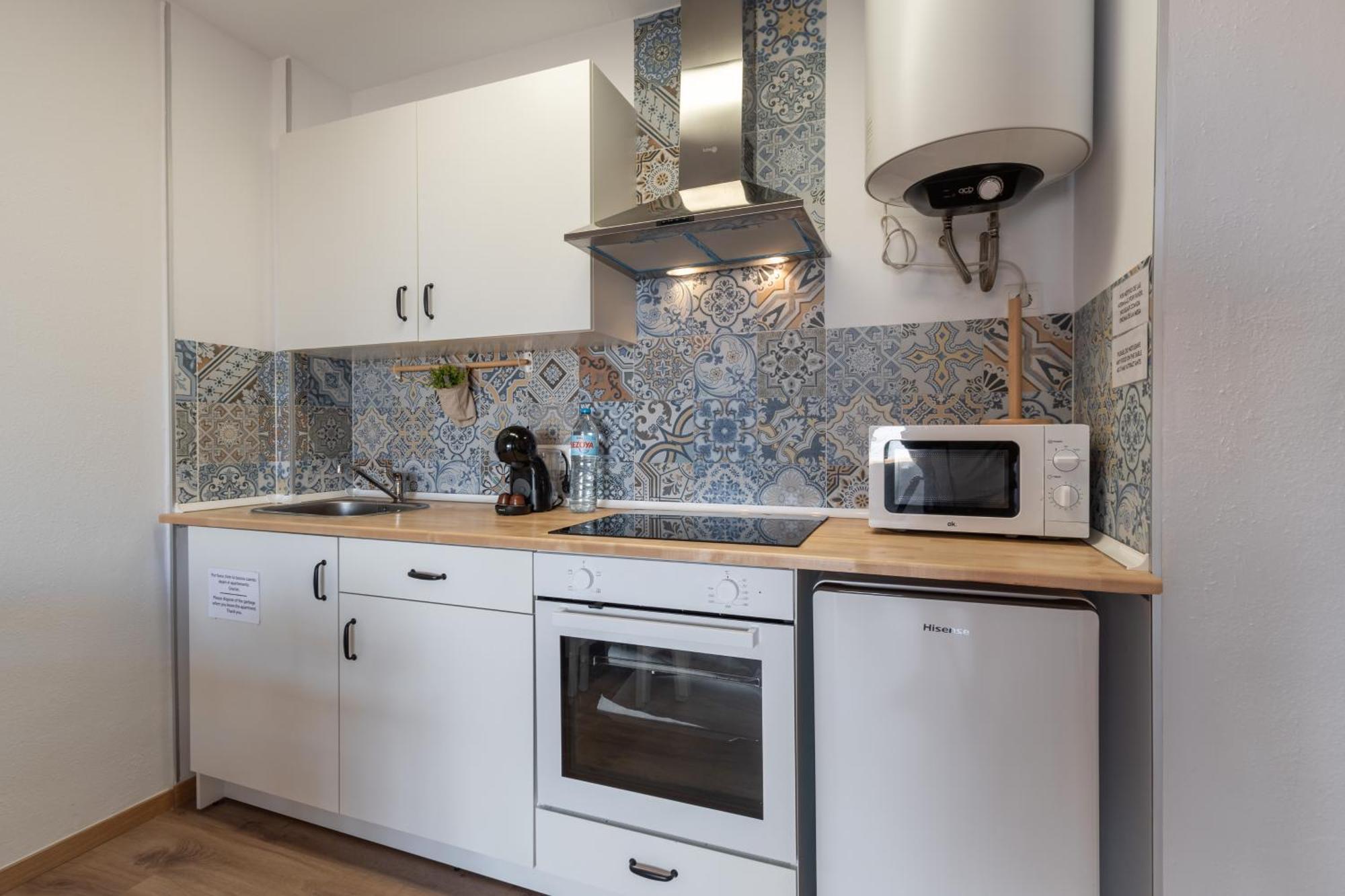 Renovated Apartment On Beachside With Pool Nerja Exteriör bild