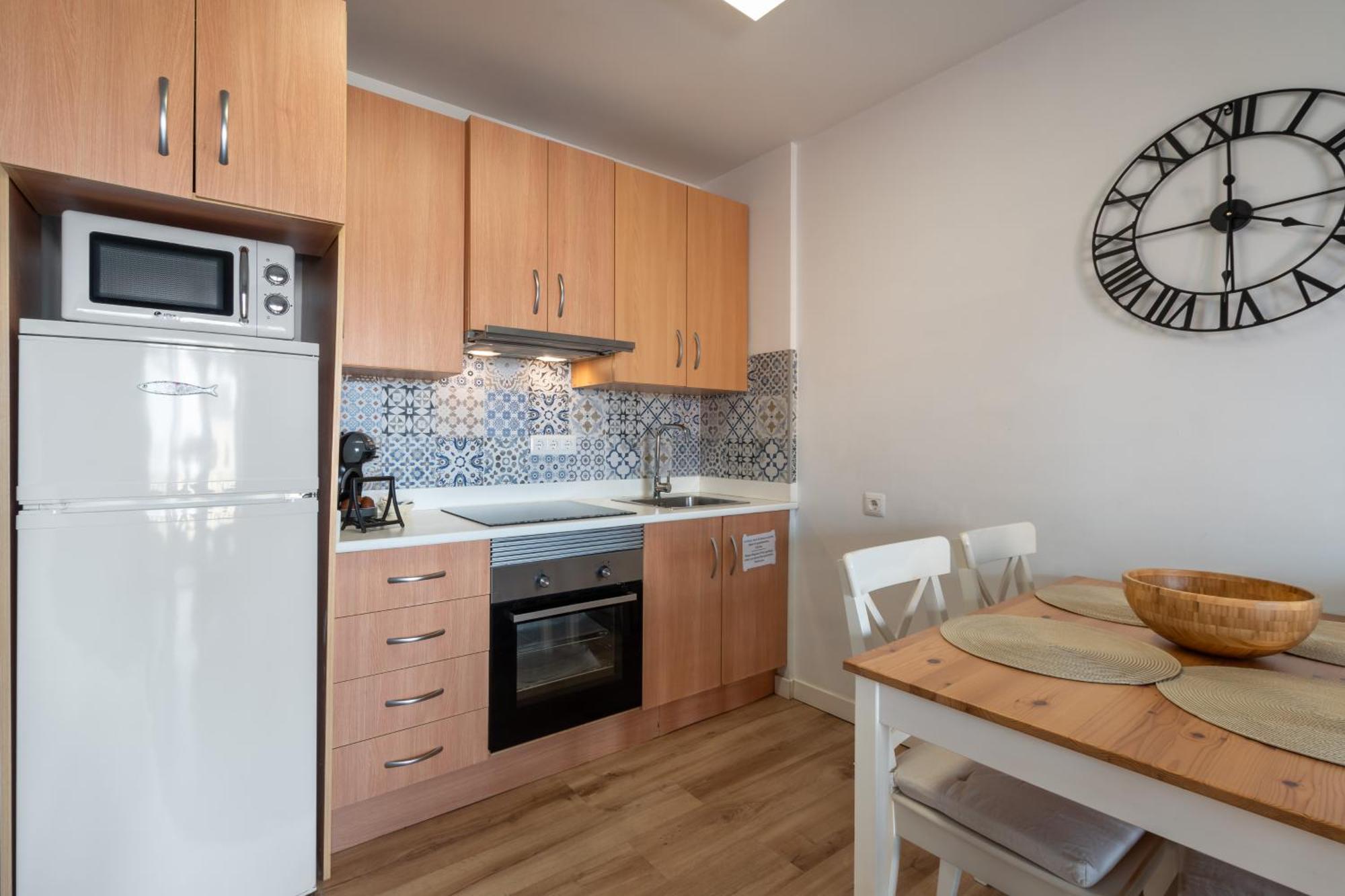 Renovated Apartment On Beachside With Pool Nerja Exteriör bild